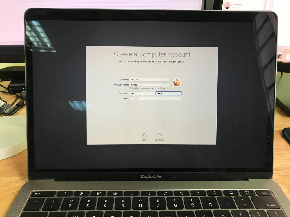 Cách cài đặt lại MacOS cho Macbook với “tín đồ” yêu thích công nghệ Apple