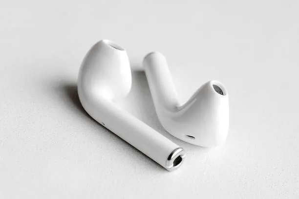 Nguyên nhân và cách khắc phục Airpods chỉ nghe được 1 bên tai