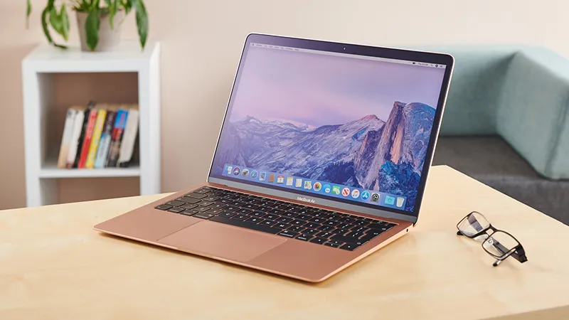 Những lưu ý khi sử dụng MacBook tránh hao pin và bảo vệ máy an toàn